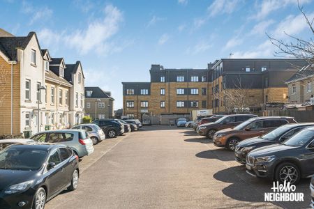 King Edward Avenue - Photo 3