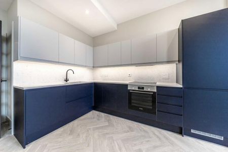 2 bedroom flat to rent - Photo 5