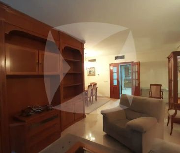 Piso de alquiler en Calle Zurbaran, Casco Antiguo - Foto 1