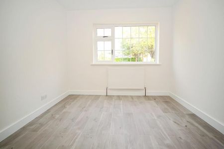 2 bedroom detached bungalow to rent - Photo 5