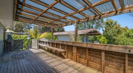 Move in ready for Summer! - Photo 2