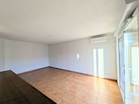 AIX EN PROVENCE APPARTEMENT T3 TERRASSE ET GARAGE, - Photo 4