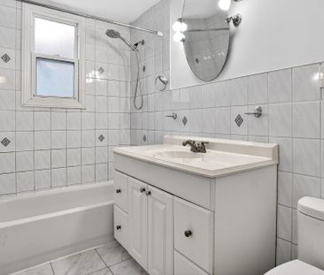 4881 Av. de Kent Montréal (Côte-des-Neiges, QC H3W - Photo 6