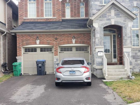 For Lease - 13 Swans Acre Trail, Brampton, Ontario - Photo 1