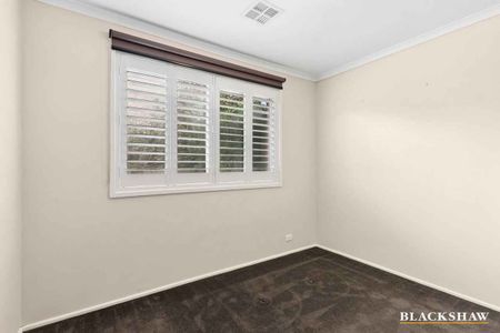 Charming Four Bedroom Family Home - Photo 3