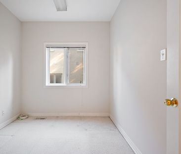 For Lease - 2947 HAMMOND Road, Mississauga, Ontario - Photo 4
