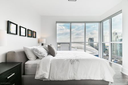 For Lease - 300 Front Street Unit# 2712, Toronto, Ontario - Photo 2