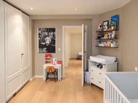 Appartement te huur - foto 3