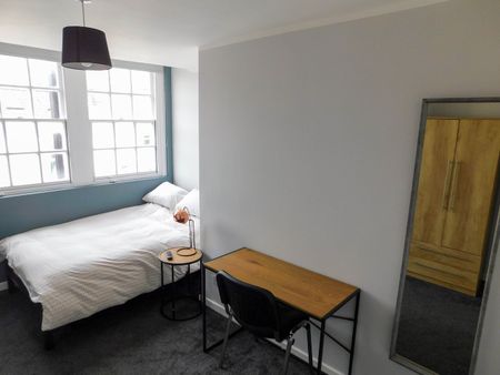 3 Bed Flat, Bishopston, BS7 - Photo 4