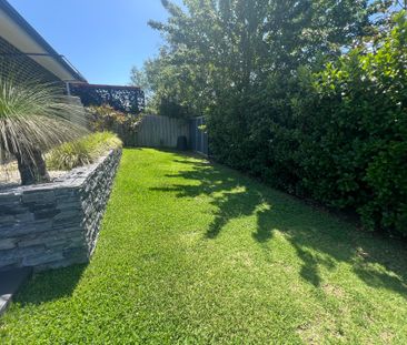 Large Family Home in a Great Location - Photo 4