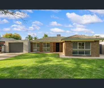 9 Protea Place, Forest Hill, NSW 2651 - Photo 1