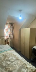 Room in a Shared Flat, Whipps Cross Road, E11 - Photo 4