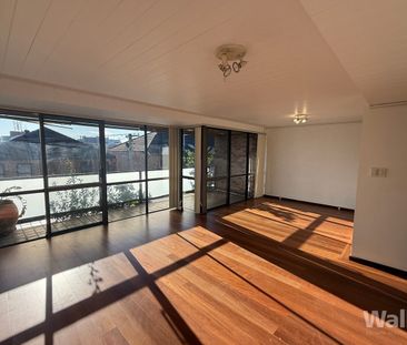 BOOK YOUR VIDEO TOUR– Please Do Not Attend The Property SEE THE EAS... - Photo 1