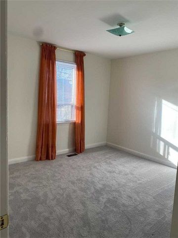 For Lease - 62 Falmouth Avenue, Toronto, Ontario - Photo 3