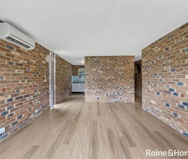 Updated Ground Floor 2 Bedroom Unit in Great Location! - Photo 1