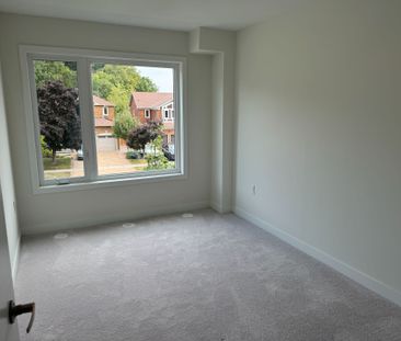 For Lease - 3538 Colonial Drive Unit# 18, Mississauga, Ontario - Photo 1