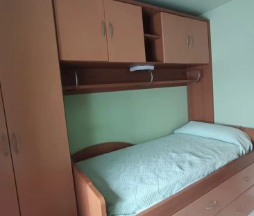 Piso de alquiler en Calle San Roque, Reyes - Photo 2