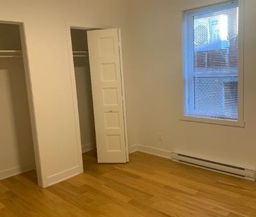 Grand 4 1/2 construction récente à Saint-Sulpice (Villeray) - Photo 4