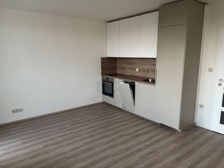 Pronájem bytu 1+kk • 26 m² bez realitkyImrychova, Praha - Kamýk - Фото 3