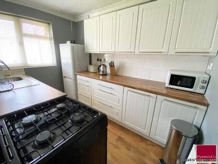 2 bedroom property to rent in Norwich - Photo 3