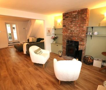 2 bedroom terraced house to rent - Photo 1