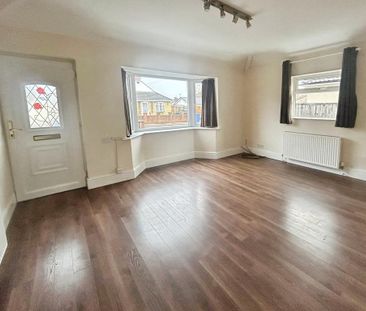 2 bedroom bungalow to rent - Photo 3