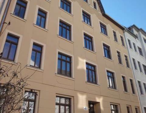 DG-Whg. mit offnener Küche und Süd-Balkon frei ab 1.5.25. - Photo 1