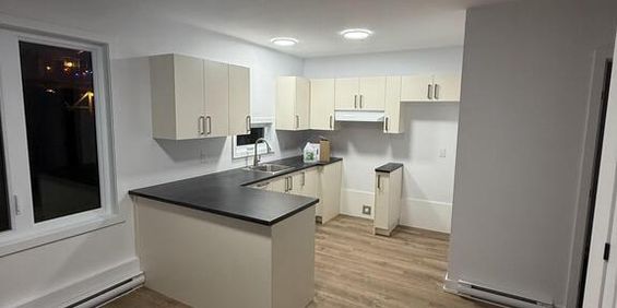 2 Chambre - 21 Rue Duquesne - Photo 3