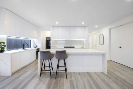 Quality-built home with display inclusions in close proximity to Hume Anglican grammar school!! - Photo 4