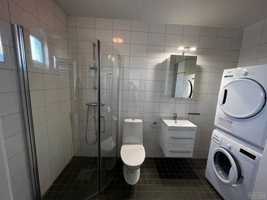 Östra Kaserngatan 5 AQ - Foto 1