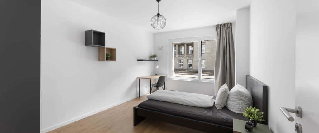 Zimmer in der Friedrichstrasse 63 - Photo 1