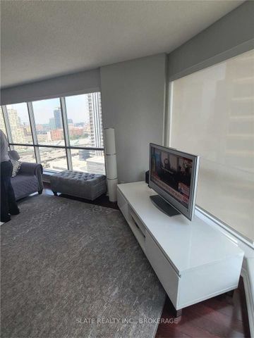 For Lease - 10 Yonge Street Unit# 2111, Toronto, Ontario - Photo 2