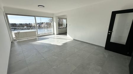 Appartement te huur - Foto 2