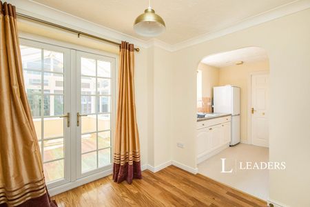 3 bedroom house to rent Acrefield Way, Chellaston, DE73 - Photo 2