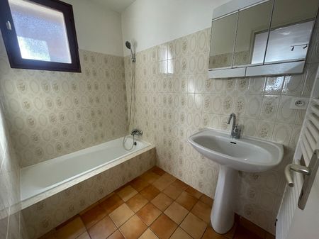 Location Appartement 3 pièces 59m² - Photo 4