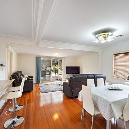 3 Warwick Road, Pascoe Vale VIC 3044 - Photo 4