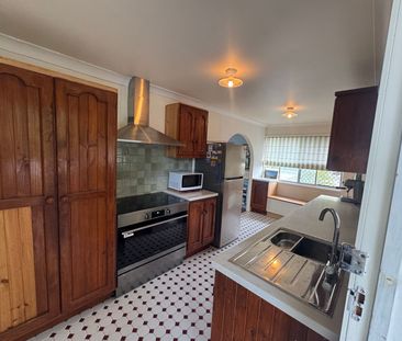 Large Family Home Nestled In Quiet Cul-de-sac - Photo 5