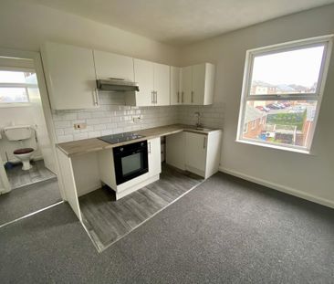 1 bedroom flat to rent - Photo 3