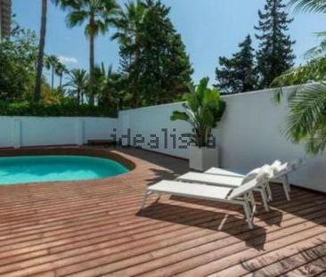 Alquiler de casa o chalet independiente en Nueva Andalucía - Photo 4