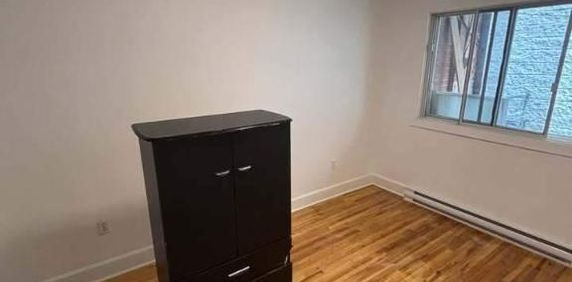 1 CH - 1 SDB - Montréal - $1,700 /mo - Photo 2