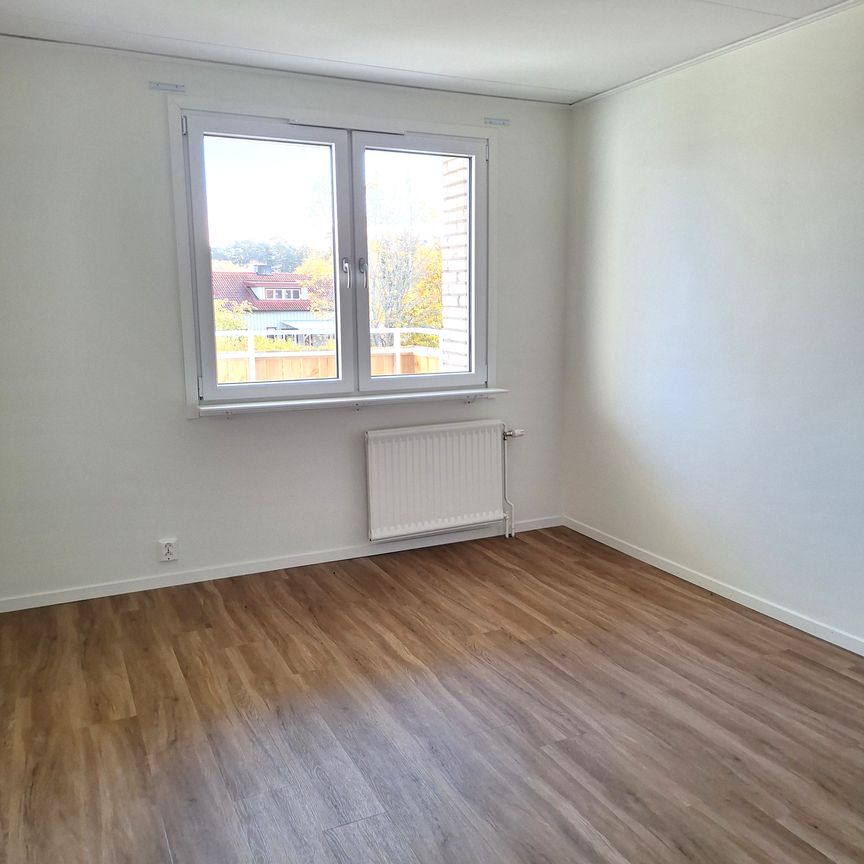 Lenavägen 4 C - Foto 1