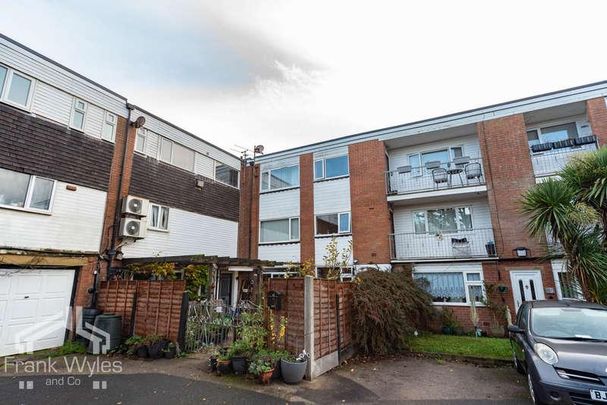 Bridge Court, Saltcotes Road, Lytham St. Annes, Lancashire, FY8 - Photo 1