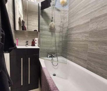 Kenton Park Road, Harrow, HA3 - Photo 4