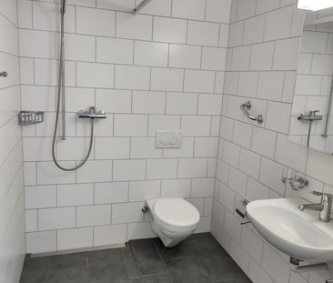 2.5 Zimmer, 57 m², 2. Stock - Foto 2