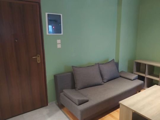 Studio/Γκαρσονιέρα για ενοικίαση - Χαριλάου, - Φωτογραφία 1
