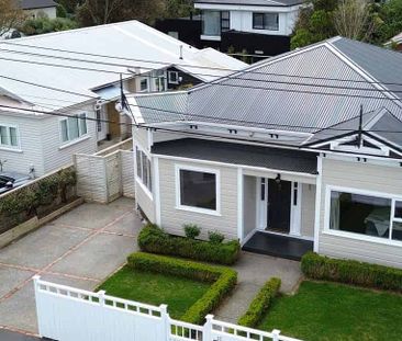 Perfect location, newly renovated, heart of Karori - Photo 1
