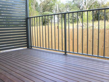 Spacious 3 bedroom Townhouse For Rent in "BREEZE ON BLUNDER" - Photo 5