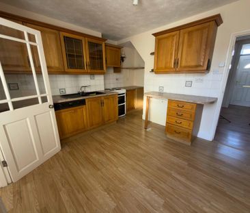 2 bedroom terraced house to rent - Photo 5