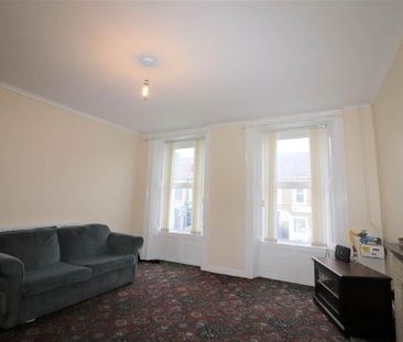 5a Main Street, Ballynahinch, BT24 8DN - Photo 2