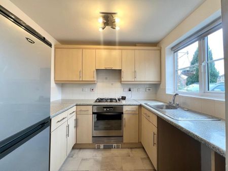 3 bedroom terraced house to rent - Photo 4